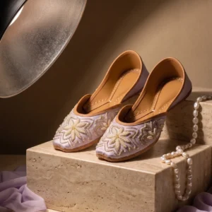 Lavender Luminary – Handcrafted Lavender Embroidered Khussa for Women